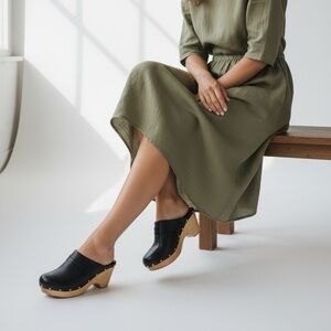 Vitg Y2KAldo Clog Womens 8 Black Leather Wedge Boho Hippie Penny Lane Festival